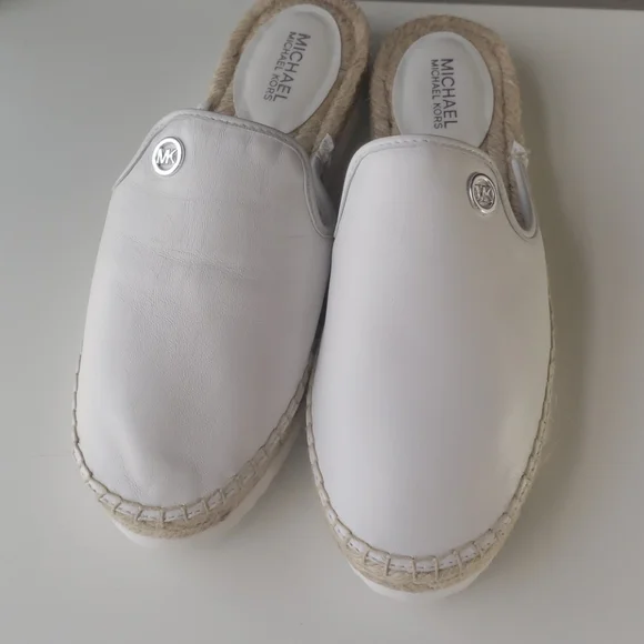 MICHAEL KORS WOMEN EMILIA SLIDE LEATHER white - Picture 8 of 9